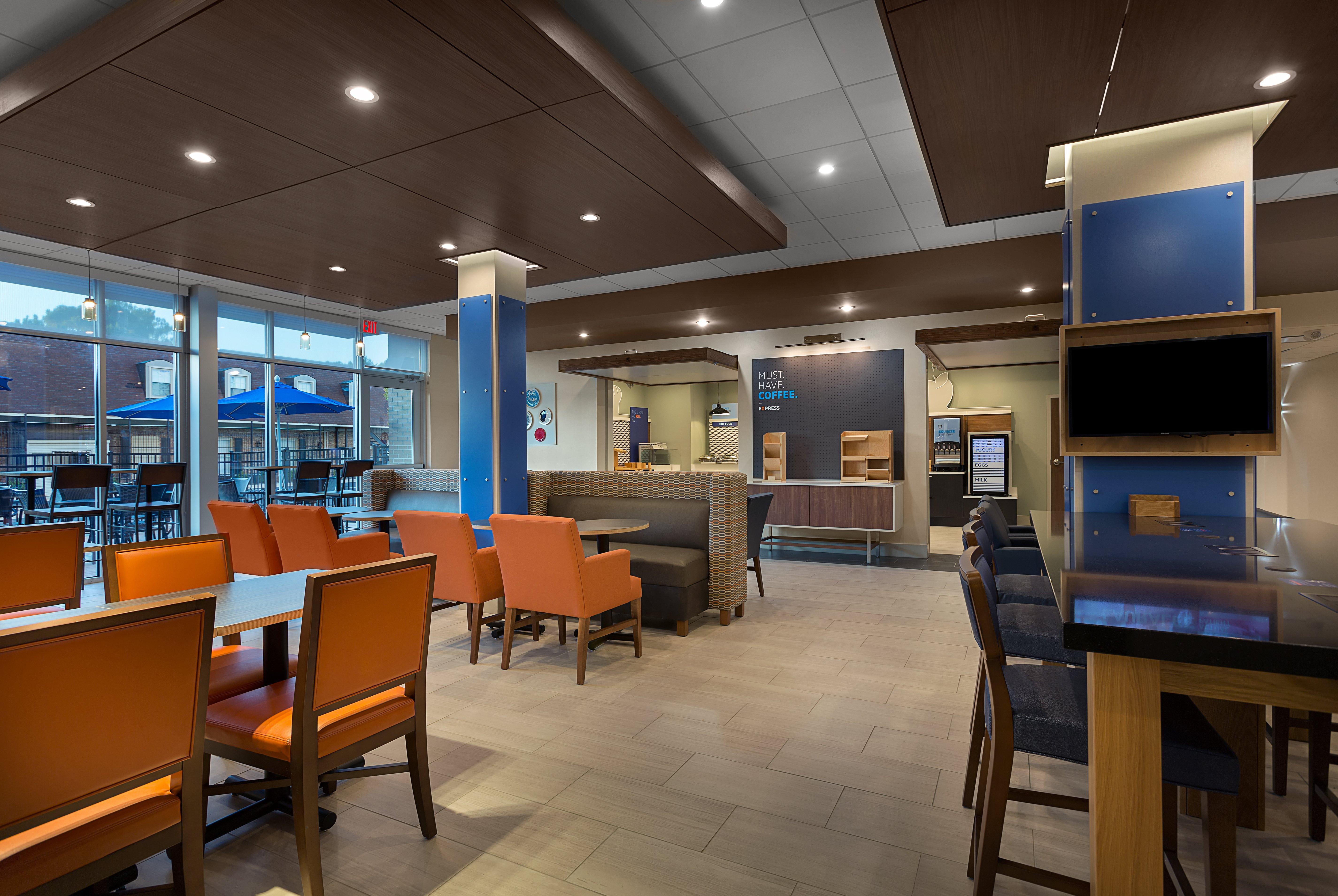 Holiday Inn Express & Suites - Fayetteville South By Ihg Екстер'єр фото